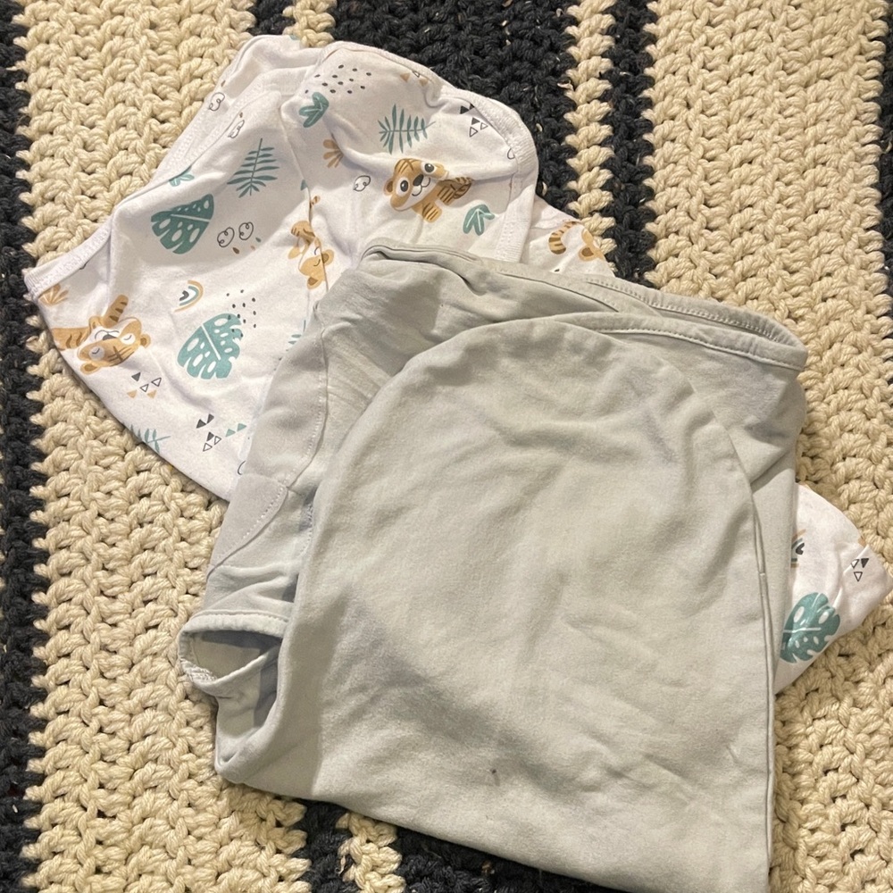 Neutral Gray & White Baby Swaddle Set with Jungle Print